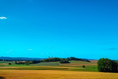 Landschaft kräftige Farben und gutes Wetter